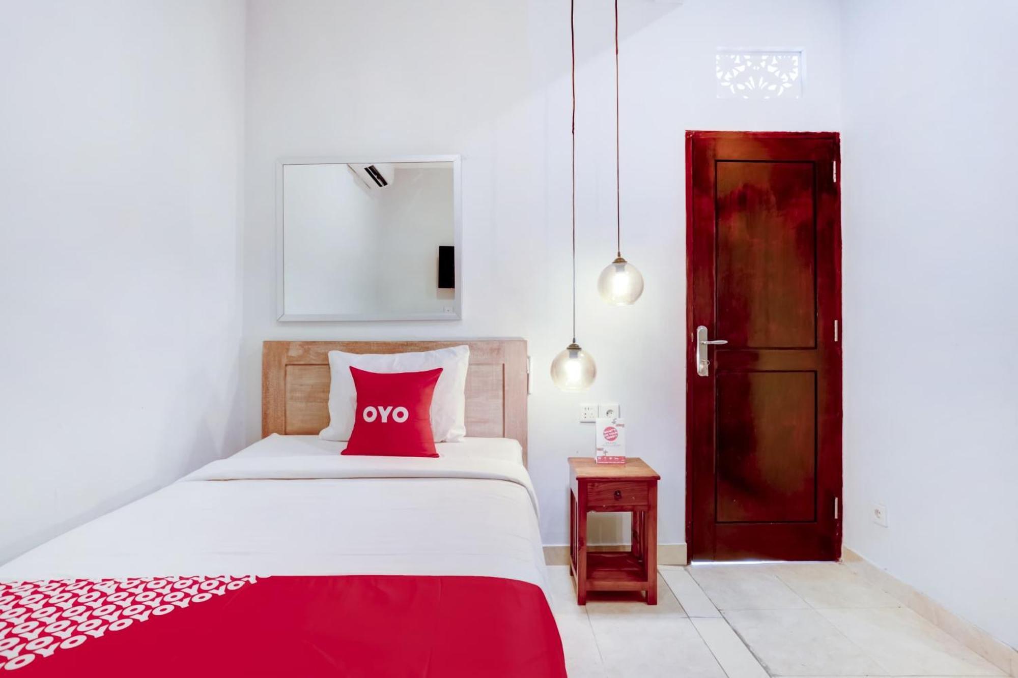 Oyo 90022 Puri Kramas Canggu Buitenkant foto